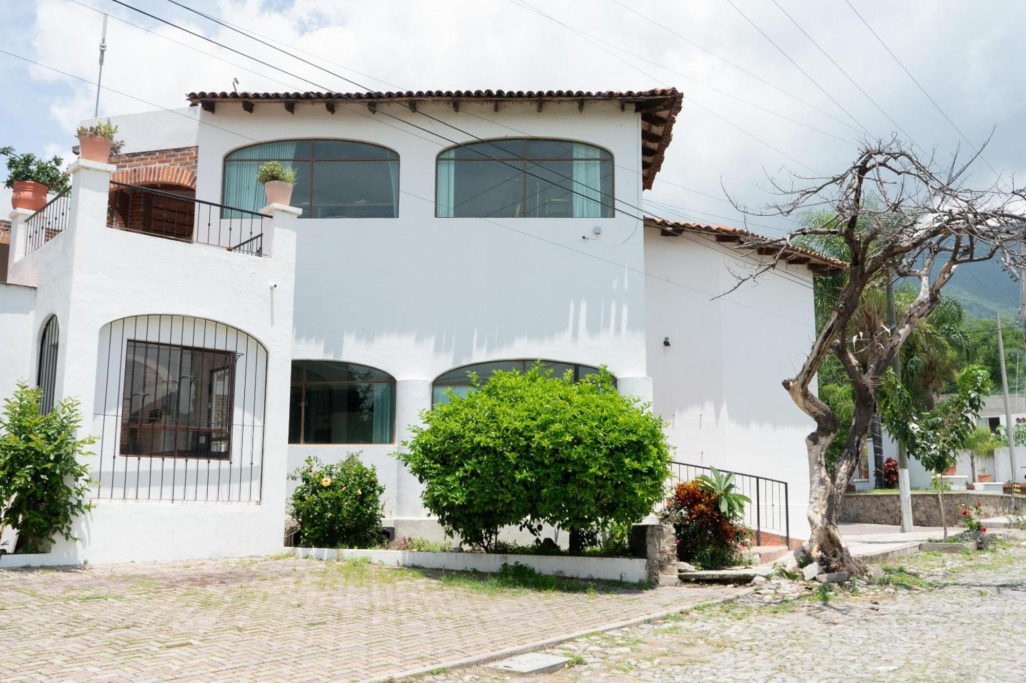 Capital O La Joya Del Lago Ajijic Exteriér fotografie