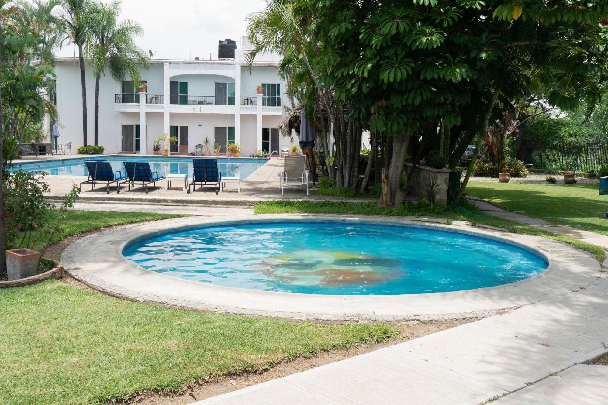 Capital O La Joya Del Lago Ajijic Exteriér fotografie